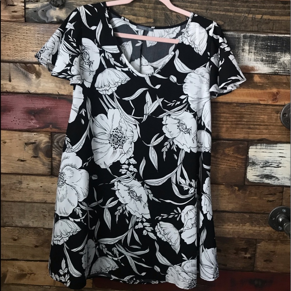 Nordstrom rack Black and white dressy casual dress